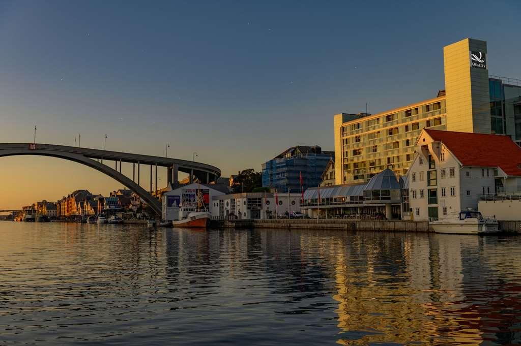 Quality Hotel Maritim Хёугесунн Экстерьер фото